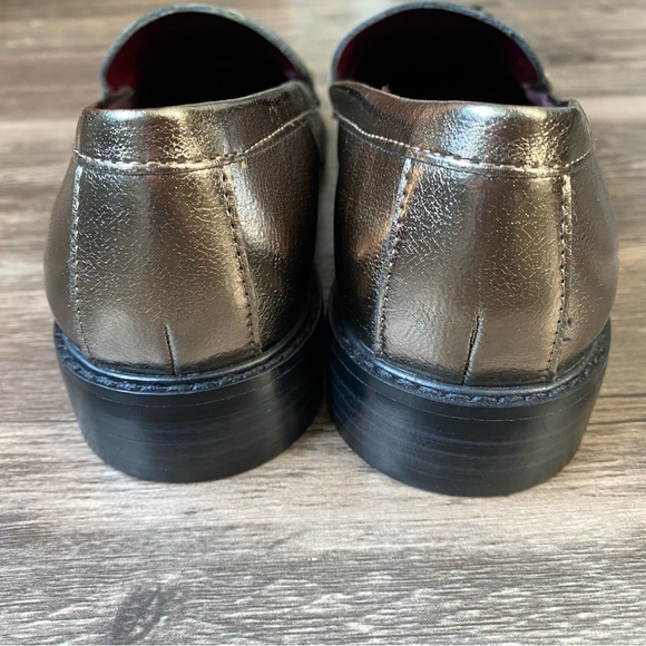 NEW Franco Sarto Women’s Metallic Loafers with Tassel Size 7 - Picture 5 of 11